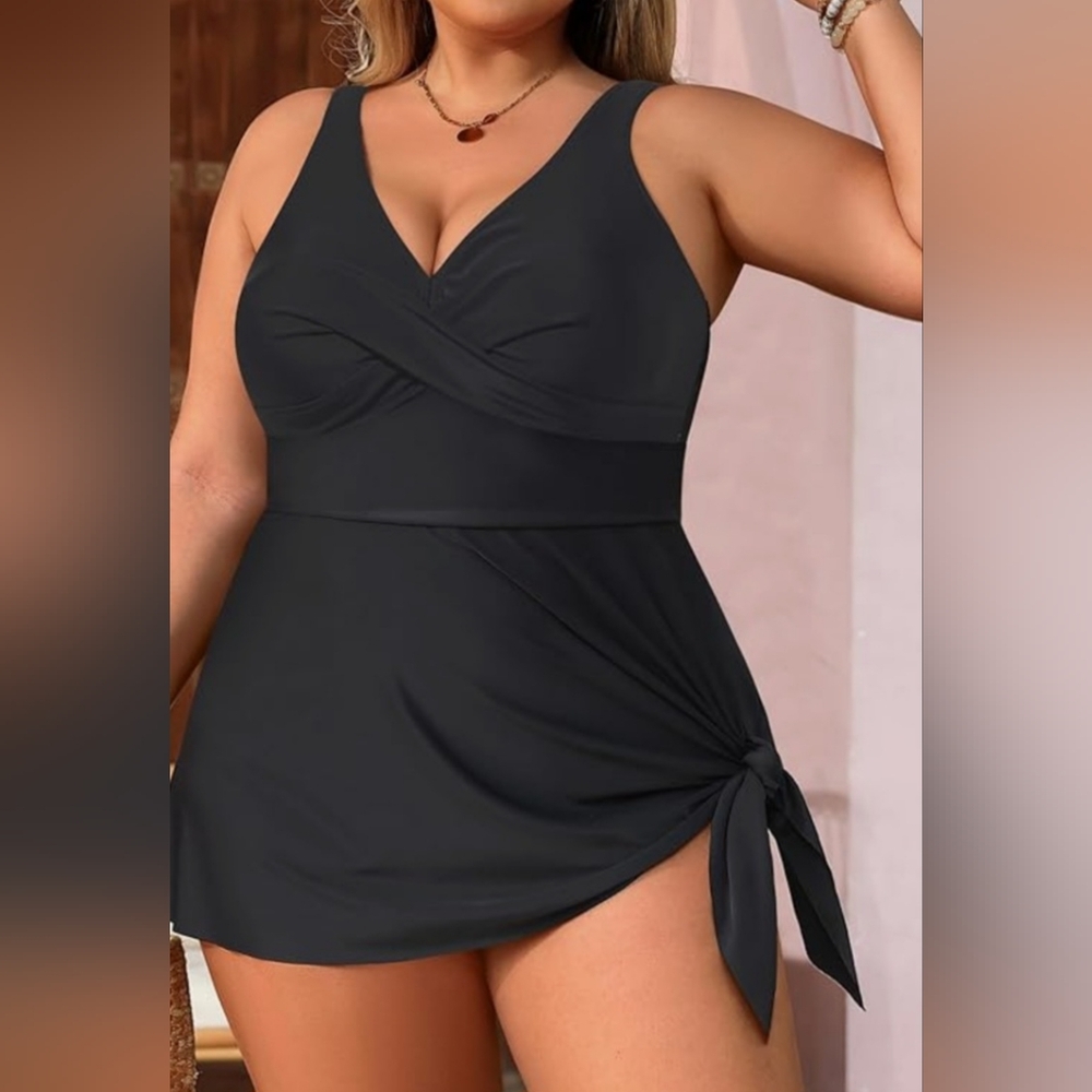 Daci Black Women's Swim Dress NWT (16W) 1X ❤️